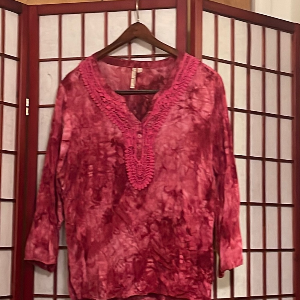 Grand and Greene Pink/White/Purple/Red Tie Dye Shirt. Size Large.